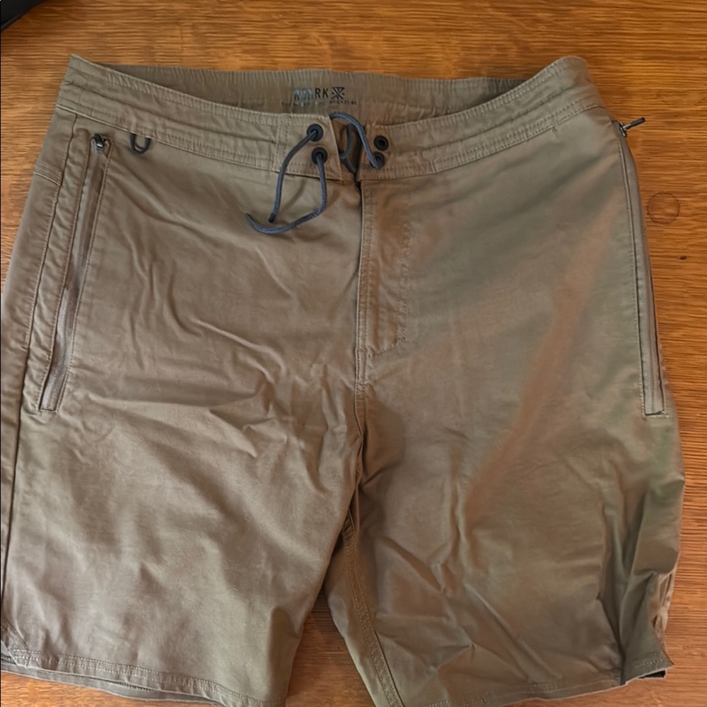 Roark Olive Men's Hybrid Shorts